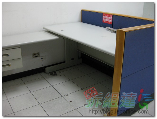 辦公家具-二手辦公屏風