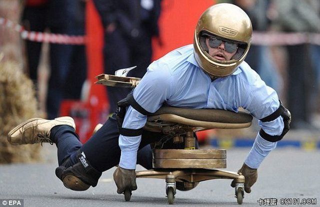 辦公椅賽車 辦公椅賽車